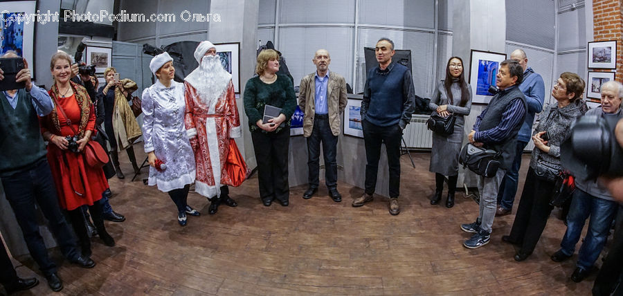 Human, People, Person, Crowd, Apron, Apparel, Clothing