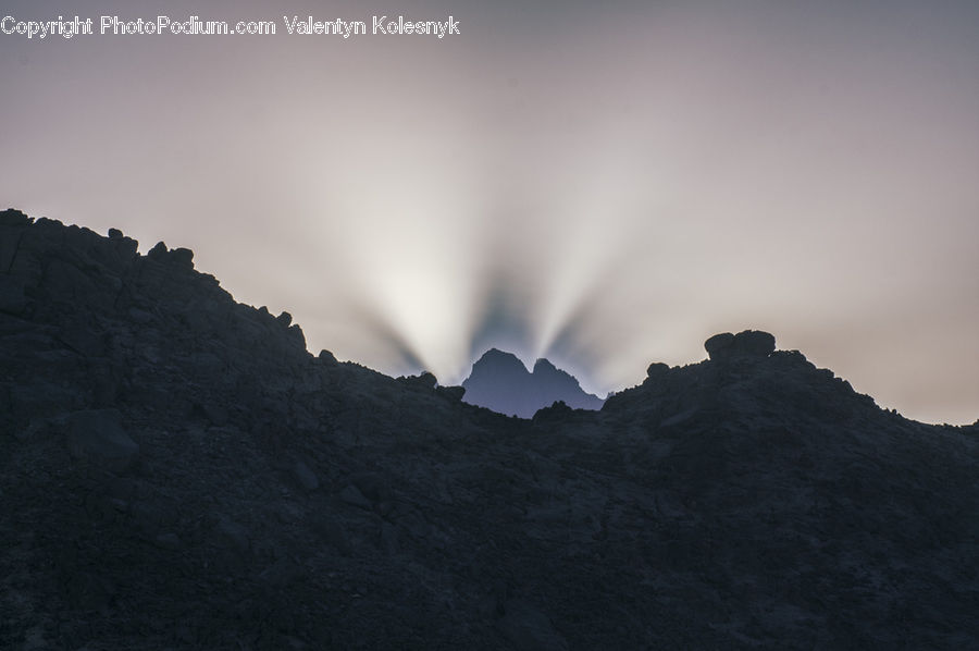 Crest, Mountain, Outdoors, Peak, Mountain Range, Light
