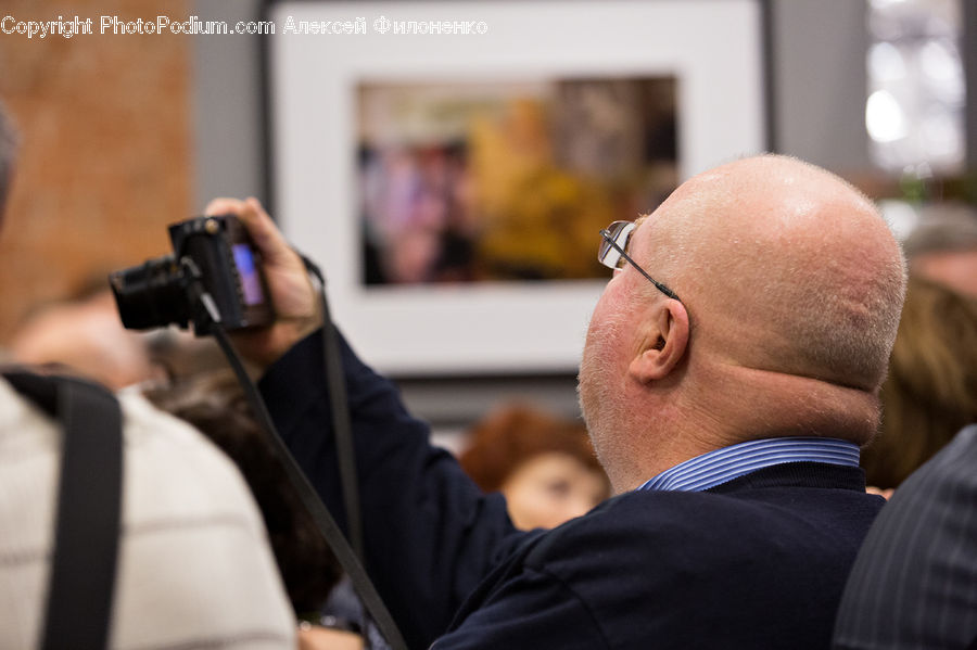 People, Person, Human, Photographer, Cell Phone, Electronics, Mobile Phone