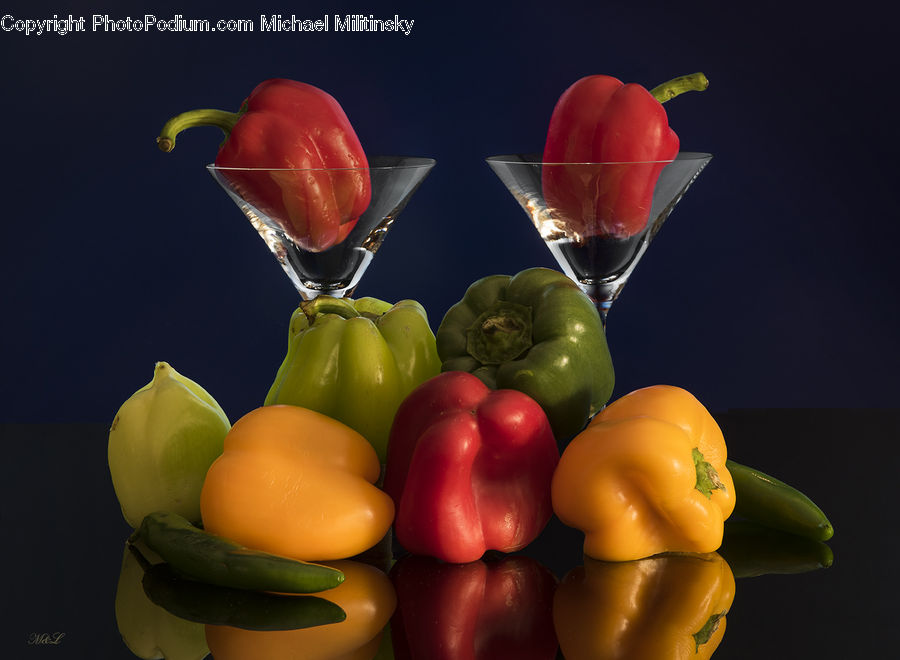 Pepper, Produce, Vegetable, Bell Pepper, Beverage, Cocktail, Drink