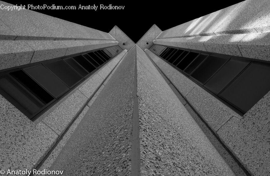 Asphalt, Tarmac, Triangle, City, Downtown, Urban