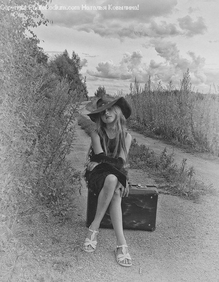 Human, People, Person, Luggage, Suitcase, Female, Shorts