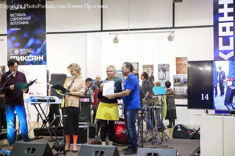 People, Person, Human, Bicycle, Bike, Vehicle, Stage