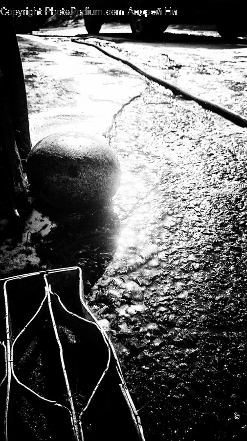 Outdoors, Ripple, Water, Asphalt, Tarmac, Alley, Alleyway