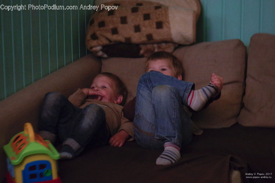 People, Person, Human, Couch, Furniture, Asleep, Leisure Activities