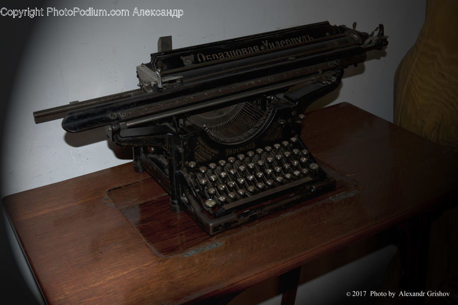 Weapon, Electronics, Keyboard, Gun, Handgun, Footwear, Shoe