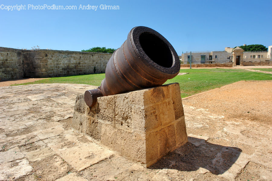 Cannon, Weaponry