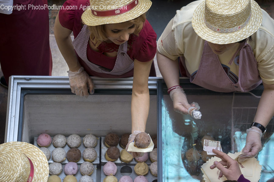 People, Person, Human, Cowboy Hat, Hat, Sun Hat, Cookie