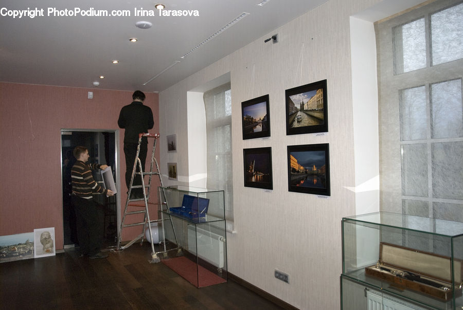 Electronics, Monitor, Screen, TV, Television, Floor, Flooring