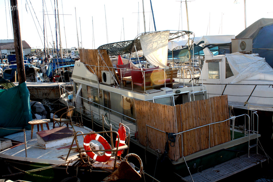 Boat, Watercraft, Chair, Furniture, Dock