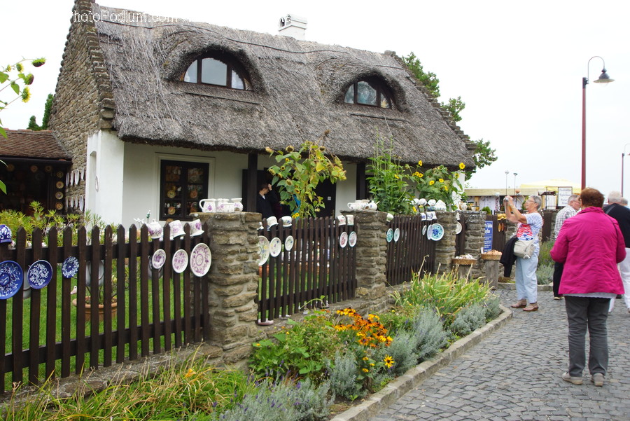 Human, People, Person, Building, Cottage