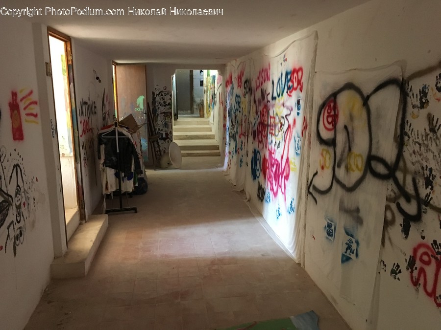 Graffiti, Corridor, Alley, Alleyway, Building