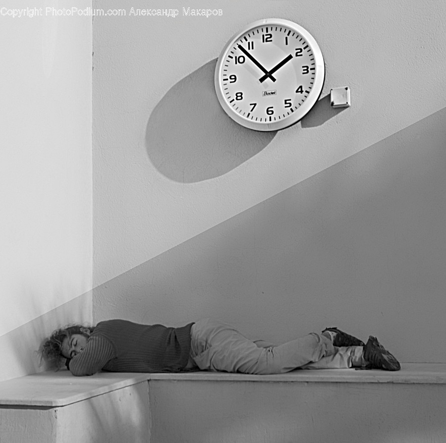 Shelf, Furniture, Analog Clock, Clock, Bedroom