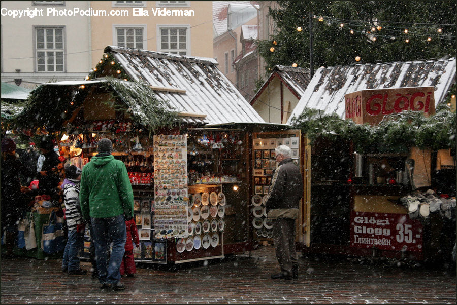 Human, People, Person, Plant, Potted Plant, Closet, Kiosk