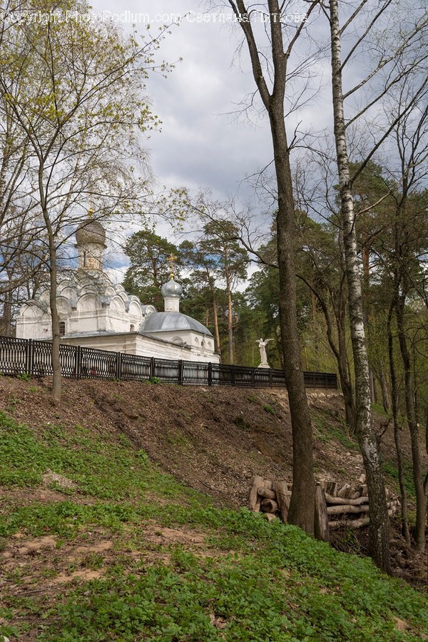 Outdoors, Yard, Architecture, Building, Cathedral