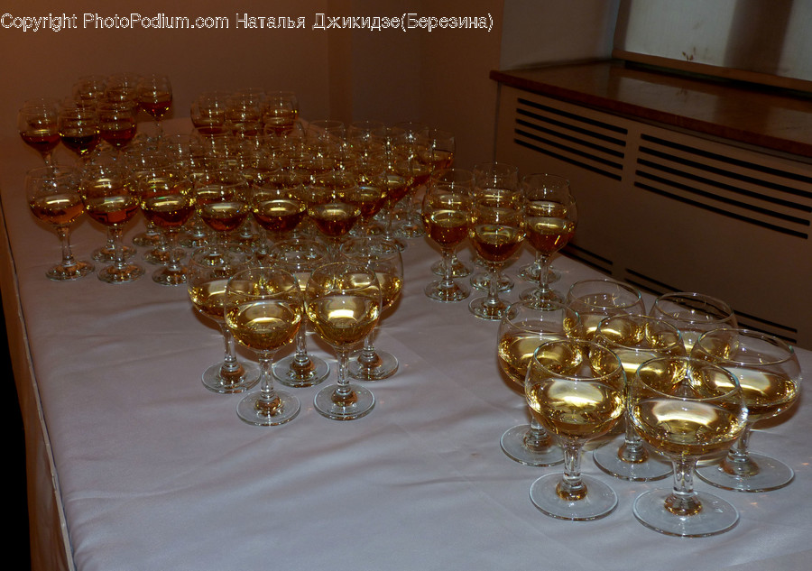 Glass, Goblet, Beverage, Drink, Dining Table
