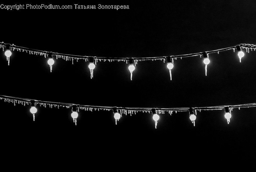Lighting, Anklet, Jewelry, Ornament, Diamond