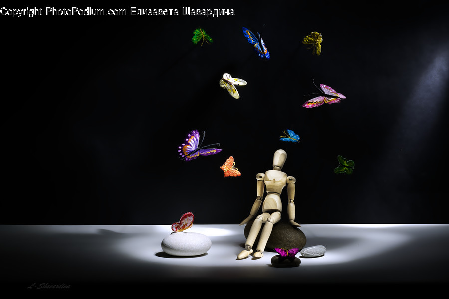 Figurine, Toy, Lighting