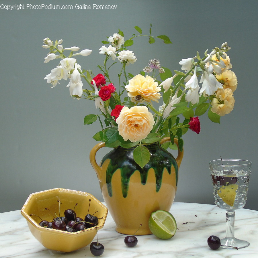 Bowl, Glass, Goblet, Dessert, Food