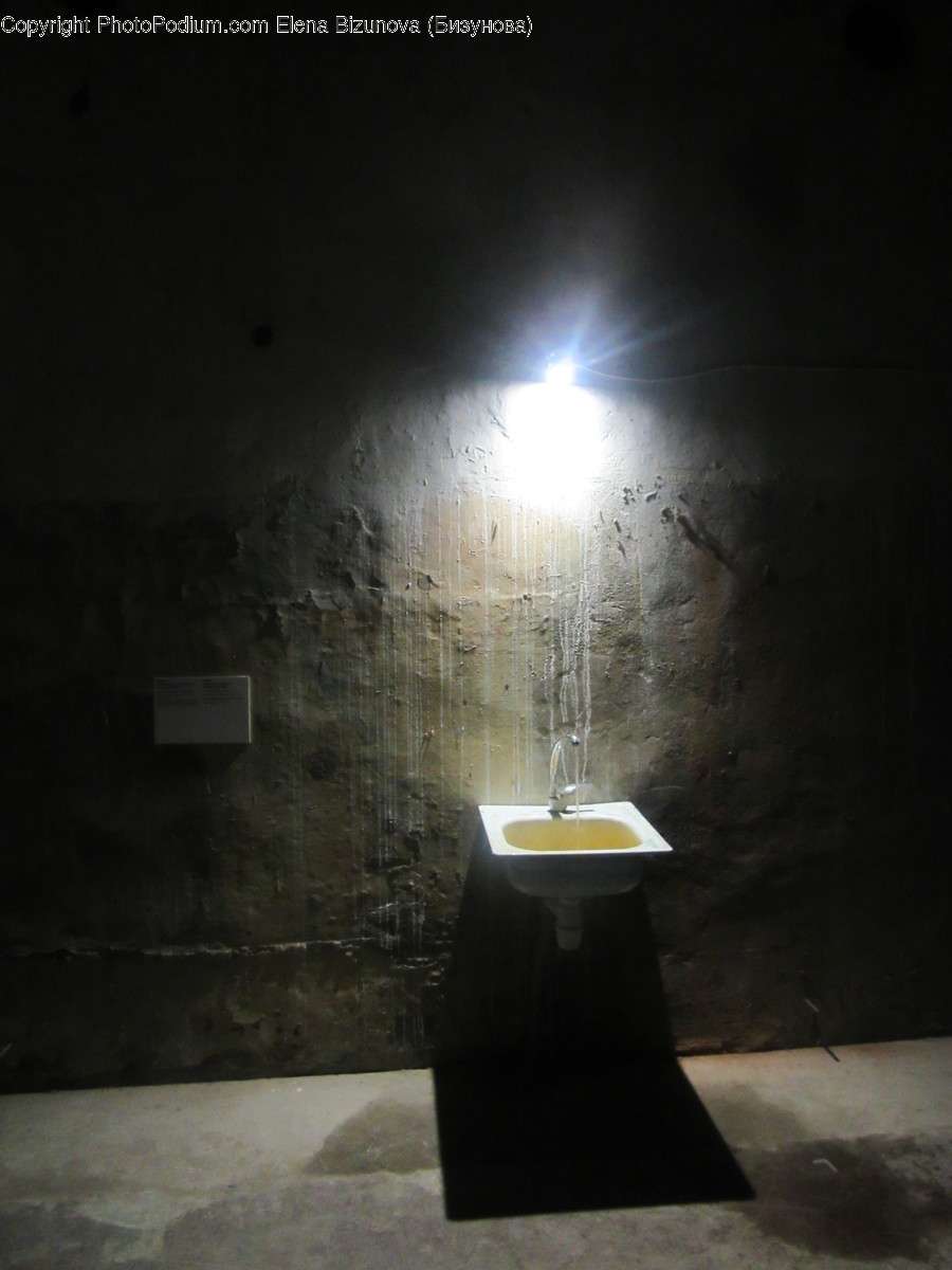 Sink, Crypt