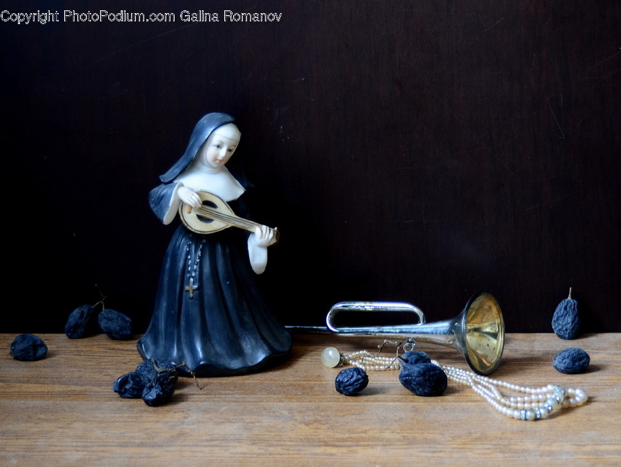Figurine, Plant, Food, Doll, Toy