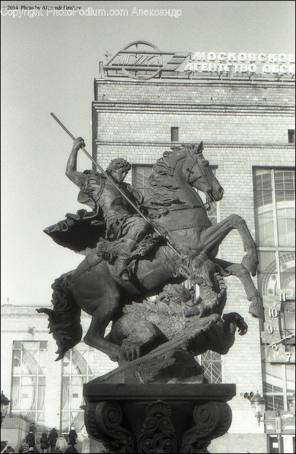 Human, Person, Monument, Animal, Horse