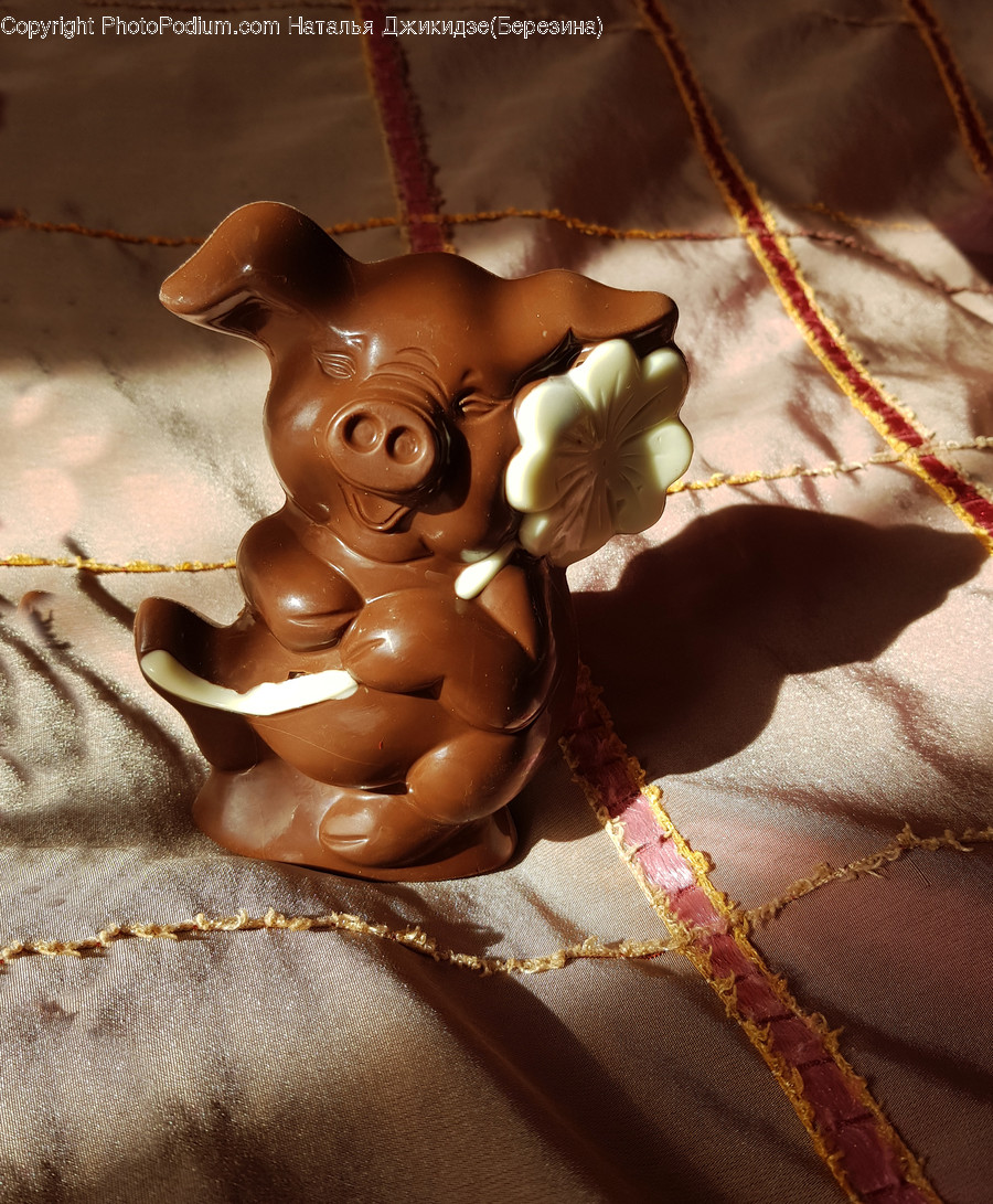 Confectionery, Sweets, Food, Outdoors, Figurine