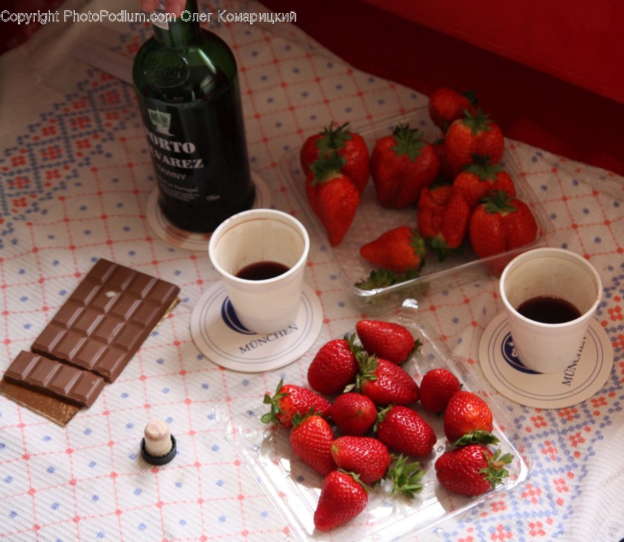 Plant, Dining Table, Table, Furniture, Food