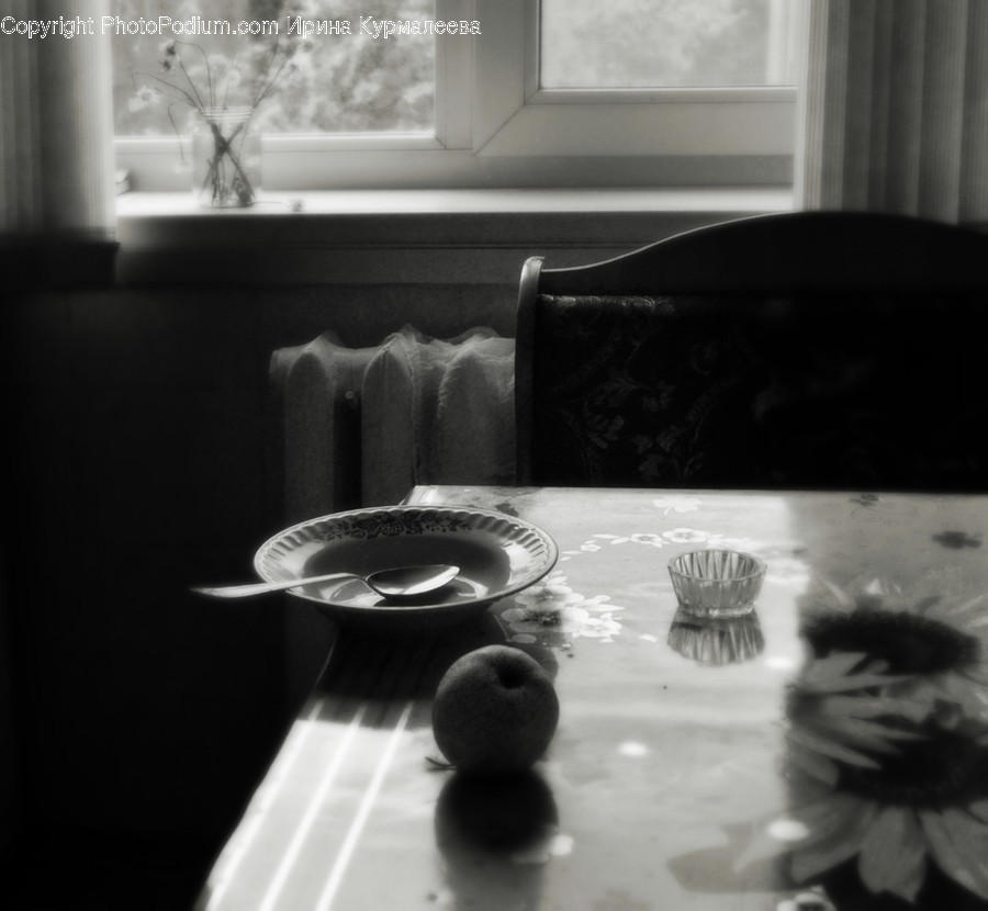 Furniture, Couch, Plant, Table, Food