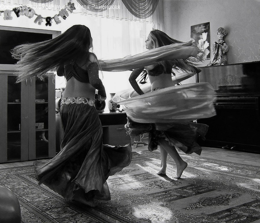 Dance Pose, Leisure Activities, Human, Performer, Person