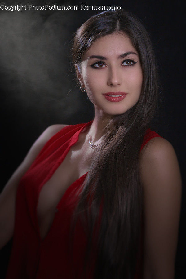 Gown, Evening Dress, Clothing, Apparel, Robe