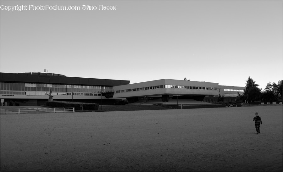 Person, Human, Building, Architecture, Vehicle