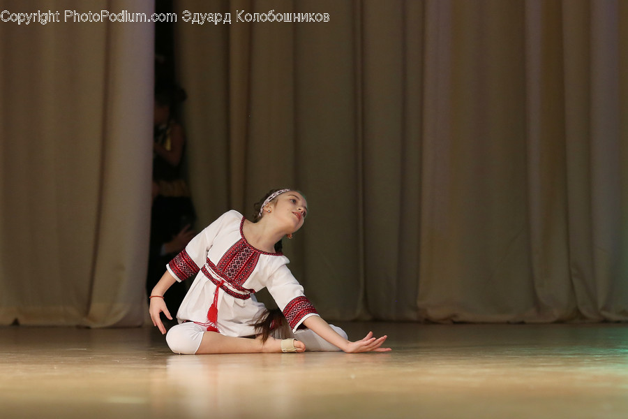 Dance Pose, Leisure Activities, Stage, Human, Person