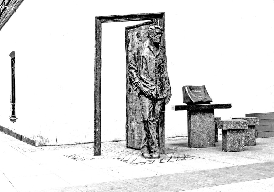Sculpture, Art, Statue, Person, Human