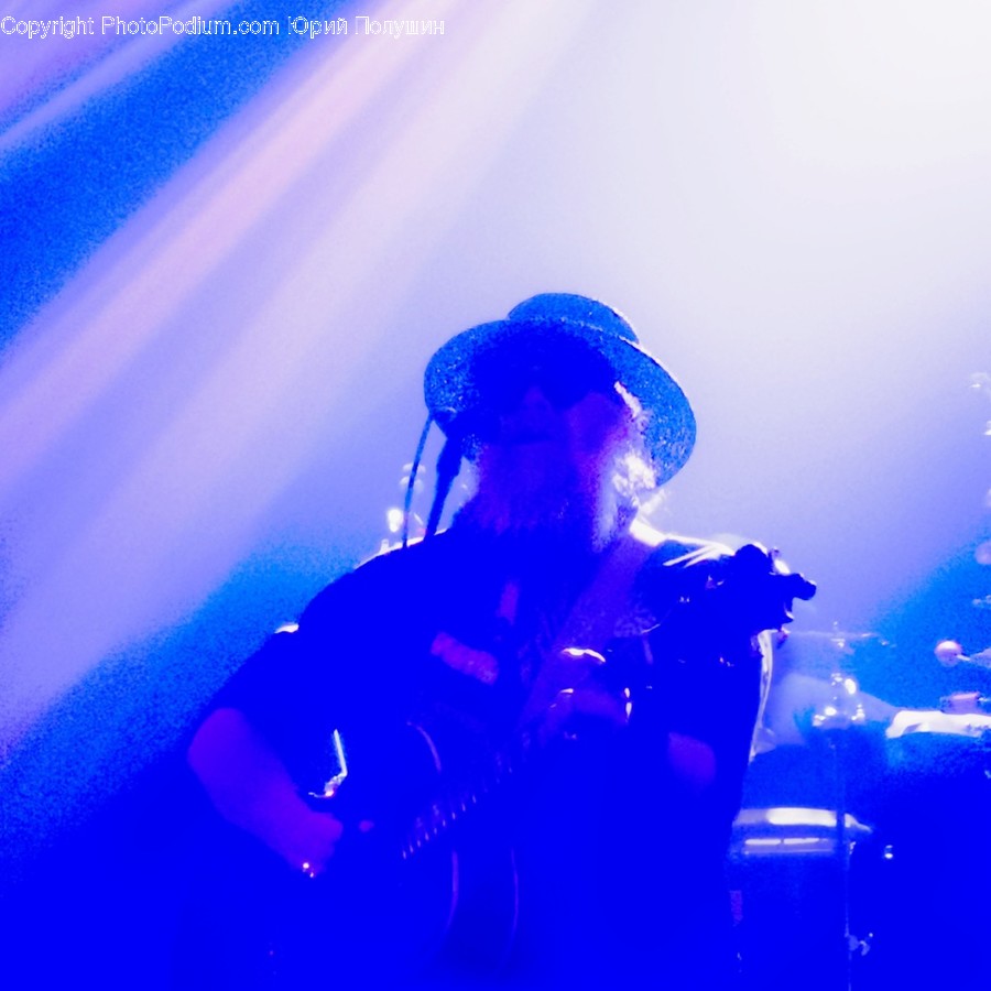 Person, Human, Crowd, Musician, Musical Instrument