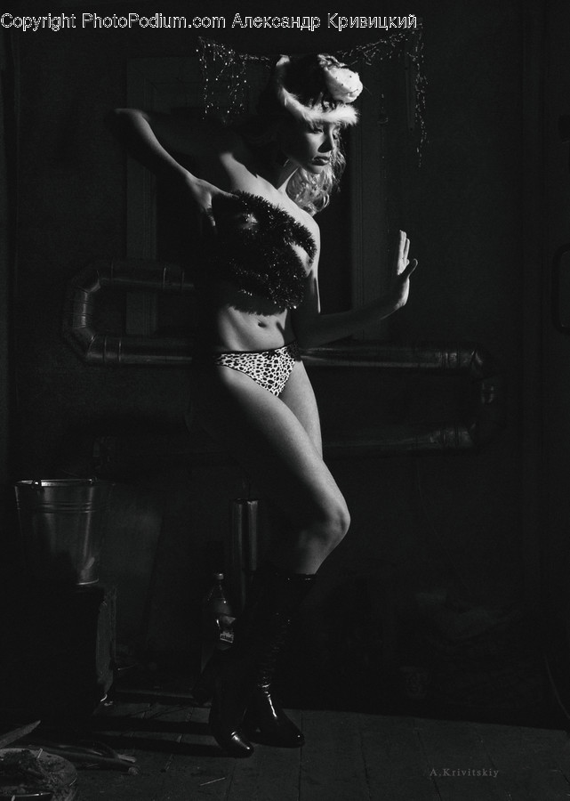 Leisure Activities, Dance Pose, Human, Person, Performer