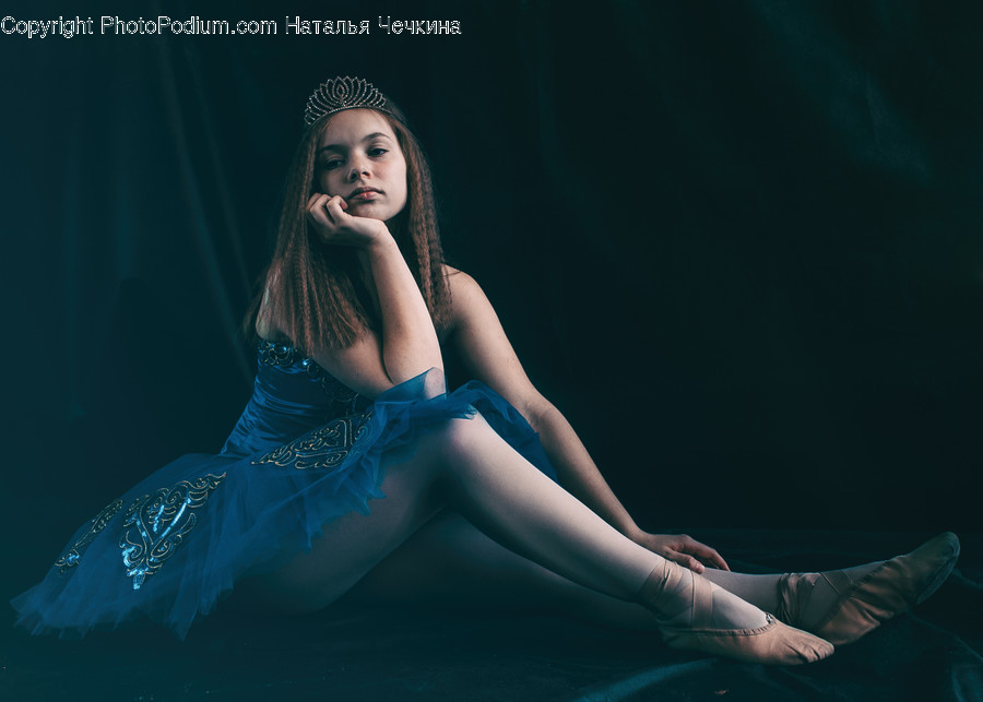 Dance Pose, Leisure Activities, Human, Person, Clothing