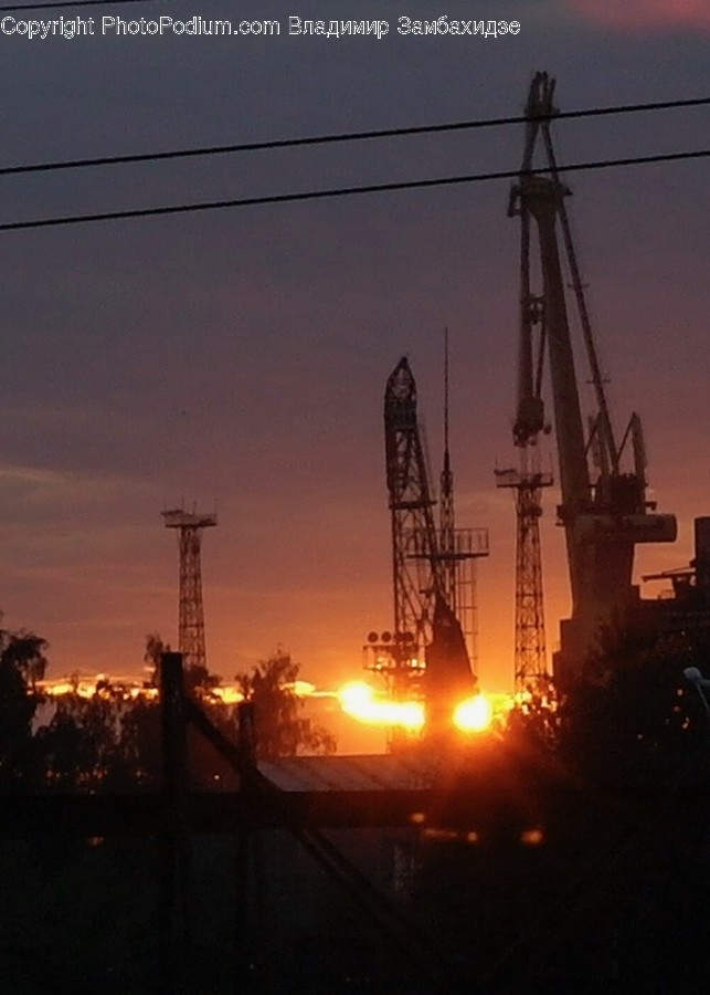 Construction Crane, Oilfield