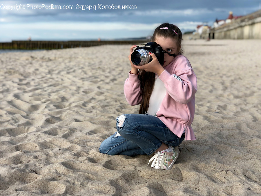 Human, Person, Photographer, Clothing, Footwear