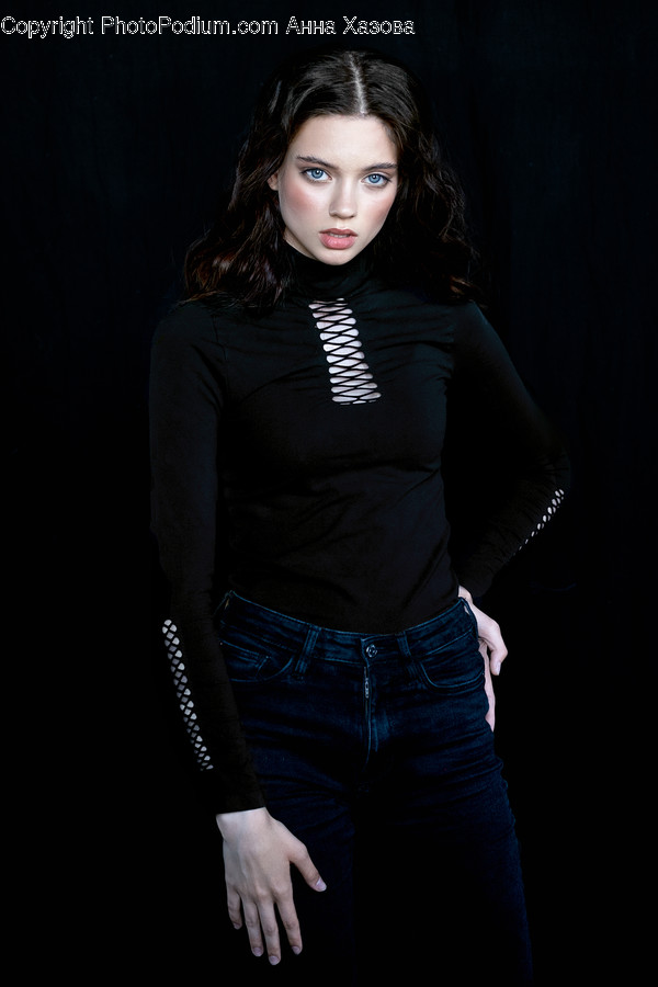 Sleeve, Clothing, Apparel, Long Sleeve, Person