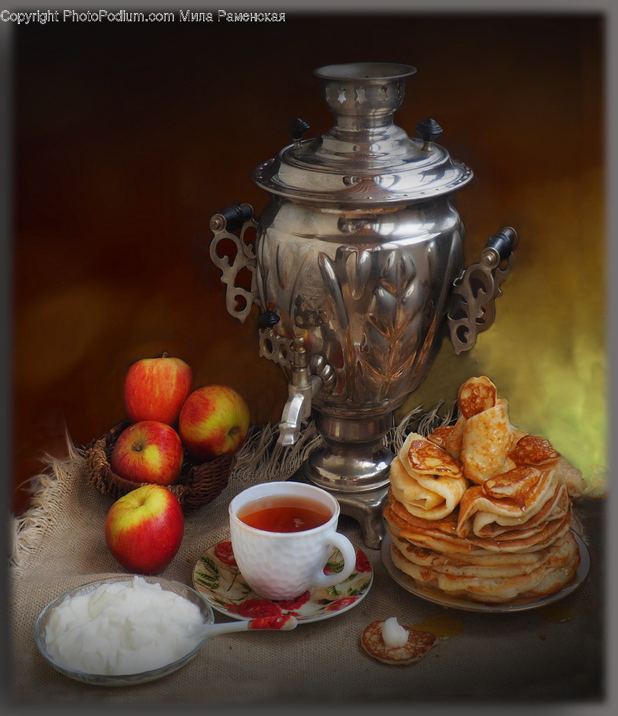 Pottery, Saucer, Plant, Food, Glass