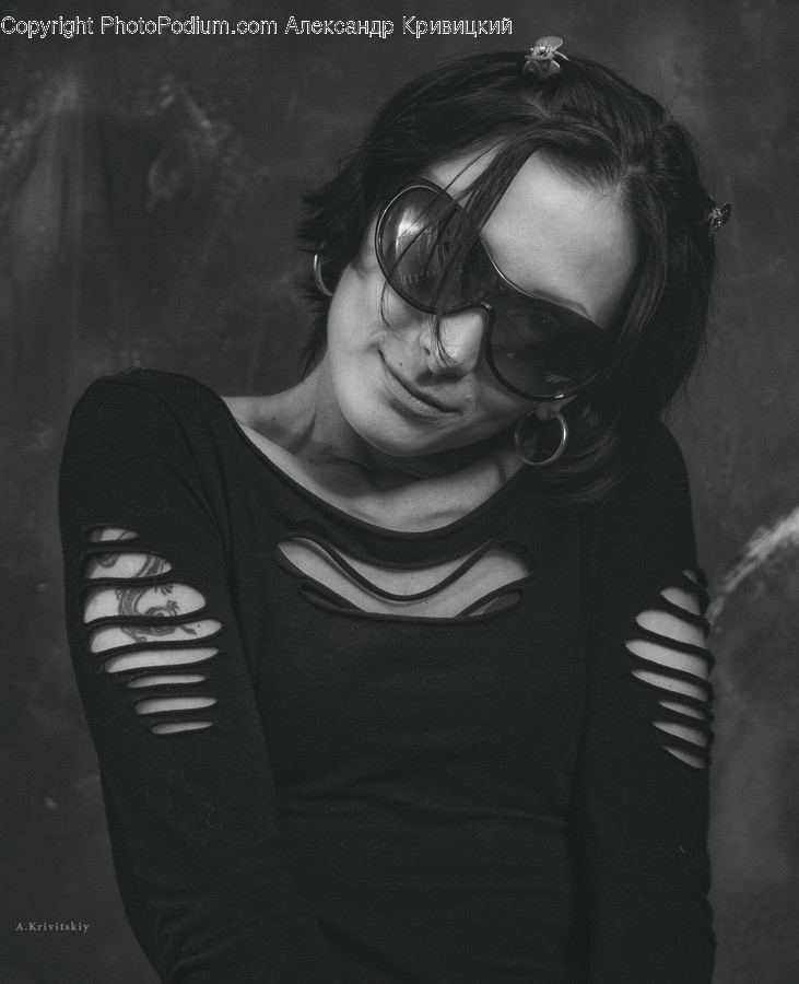 Sunglasses, Accessories, Accessory, Person, Human