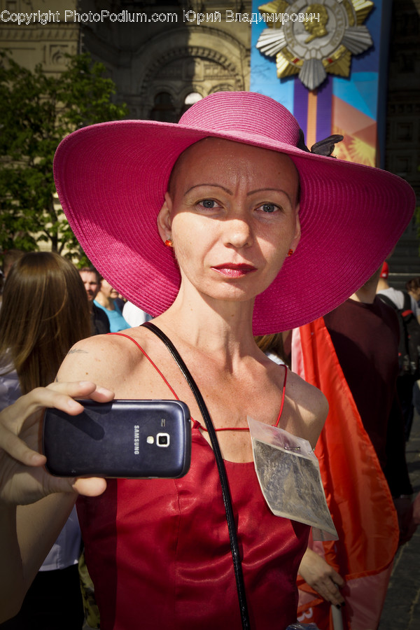 Hat, Clothing, Apparel, Person, Human