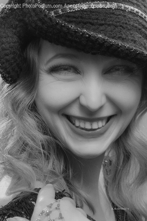 Face, Person, Human, Smile, Hat