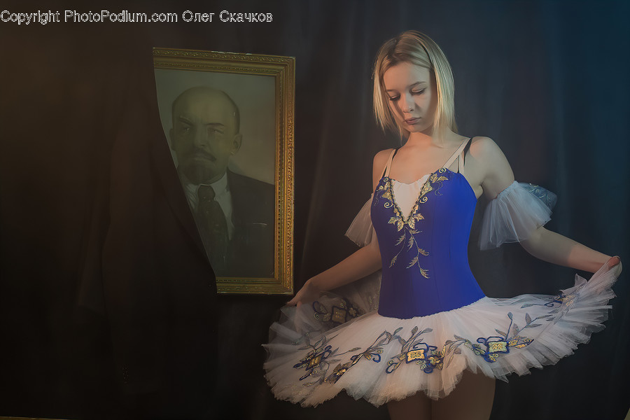 Dance Pose, Leisure Activities, Clothing, Apparel, Person