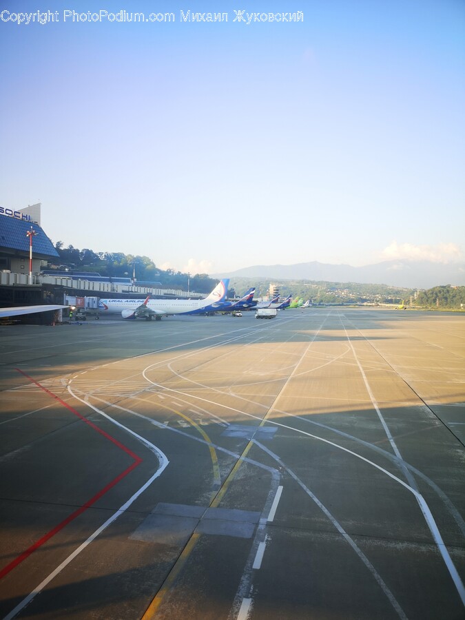Airport, Tarmac, Asphalt, Airfield, Airplane
