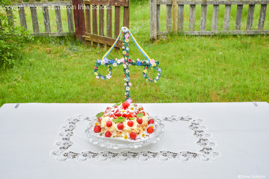 Cake, Dessert, Food, Birthday Cake, Icing