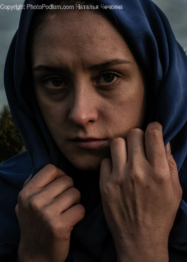 Finger, Hood, Clothing, Apparel, Person