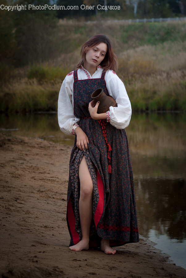 Clothing, Apparel, Person, Human, Sleeve