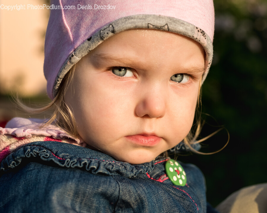 Clothing, Apparel, Bonnet, Hat, Person